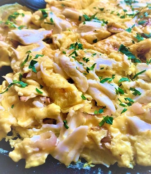 On Tap Oil & Vinegar Spicy Crab Egg Scramble