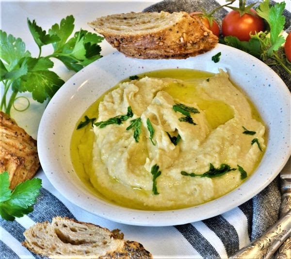 On Tap Oil & Vinegar Hummus